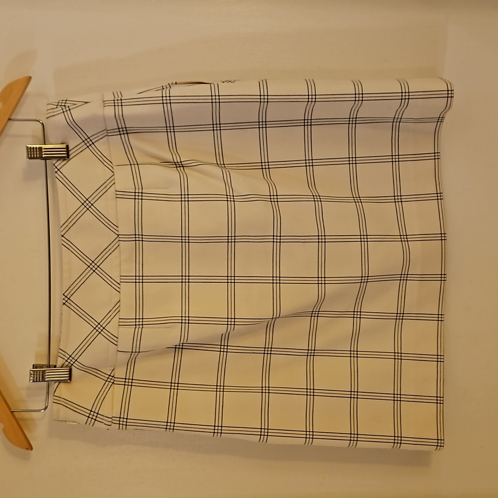 Skirt - Picture 4 of 6